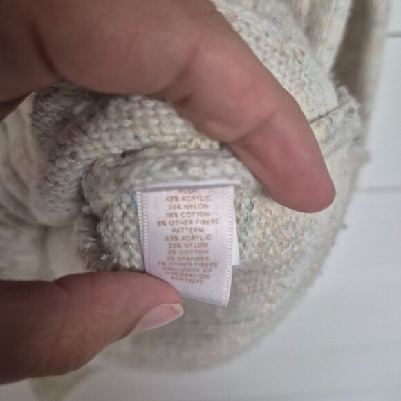 LC Lauren Conrad XS Cream Sweater With Festive Car & Tree Design Womens Long Sle - Picture 6 of 6
